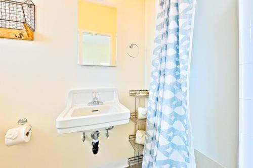Cb-244d Ocean Point Carlsbad 3 Units