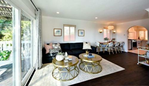 Cozy Cardiff-by-the-sea Ocean View Seacottage