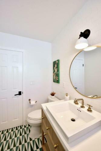 Cozy Cardiff-by-the-sea Ocean View Seacottage