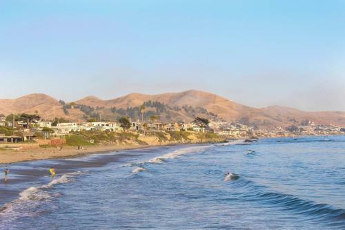 Cayucos Beach Estate