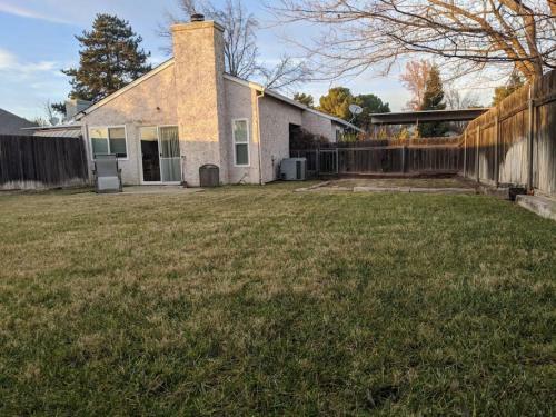 Comfortable And Convenient 2 Bedroom Hideaway