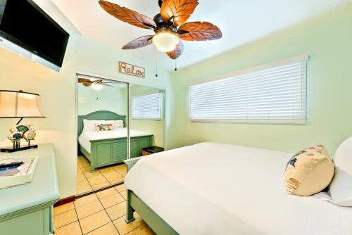 Dp-173-beach Front Relaxation II