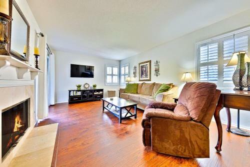 Dp-14a - Ritz Point Condo