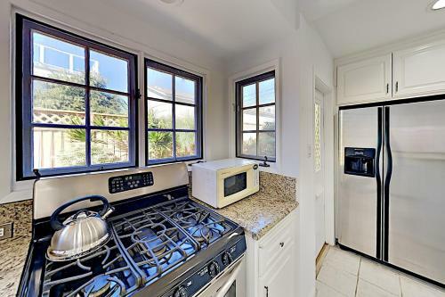 2711saub Cottage