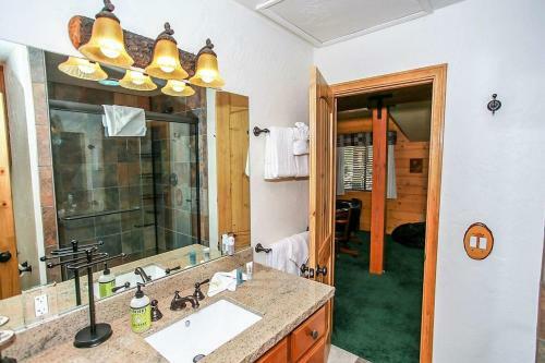 Pleasant Pause-1864 By Big Bear Vacations