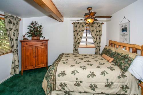 Pleasant Pause-1864 By Big Bear Vacations
