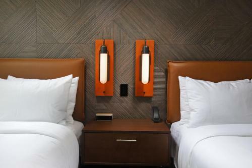 The Glenmark, Glendale, A Tribute Portfolio Hotel