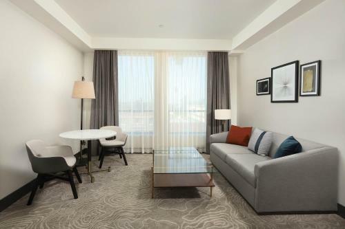 The Glenmark, Glendale, A Tribute Portfolio Hotel