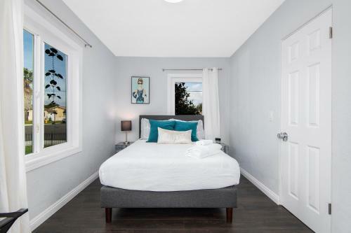 Glam Dragon A, 5-10 Min Walk To Imperial Beach!