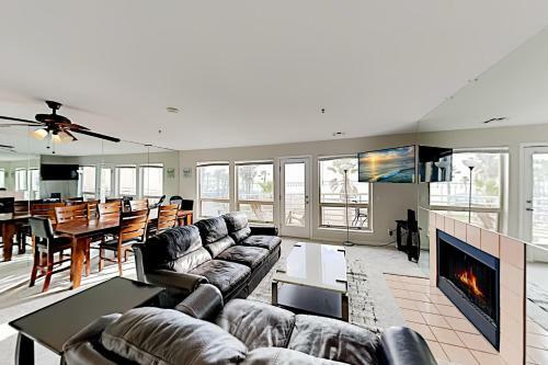 Apartamento Ocean-view Condo - Direct Beach Access Condo