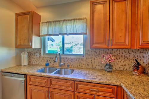 Apartamento Luxury Condo On Golf Course - Walk To Coachella!