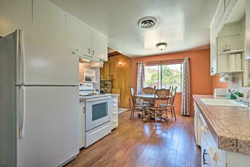 Scenic Kernville Home - Walk To Downtown And River!