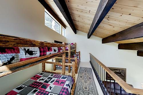 Exceptional Vacation Home In Kings Beach Townhouse