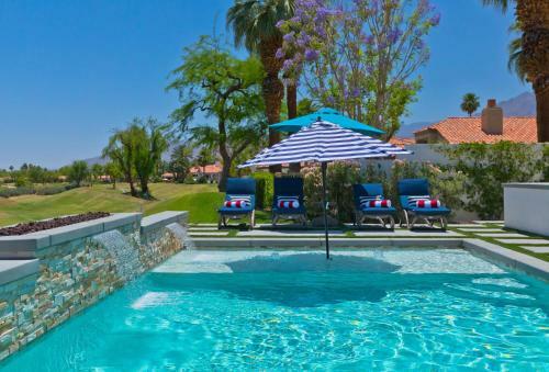 Rare Find-5 Star Rated-stunning Views-pool-spa