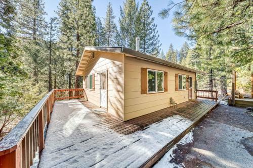 Updated Basecamp - New Kitchen & Private Backyard Home