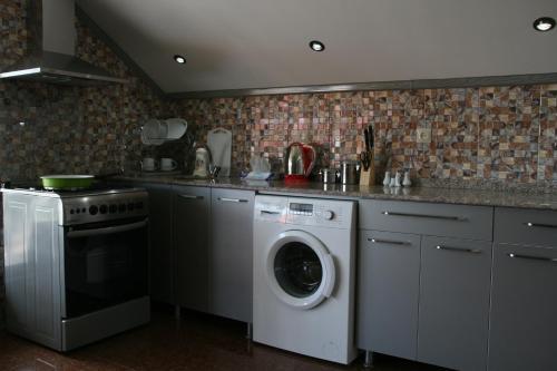Hostal Sunny Guest House