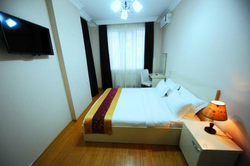 Aisi Hotel