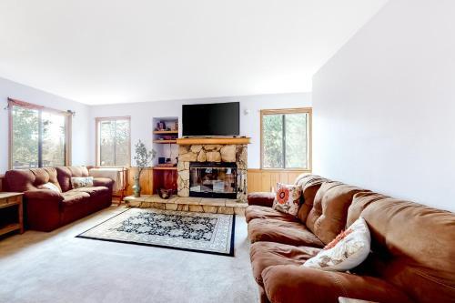 Lake Arrowhead Cabin Getaway!
