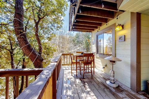 Lake Arrowhead Cabin Getaway!