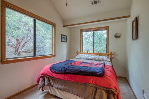Lake Arrowhead Cabin Getaway!