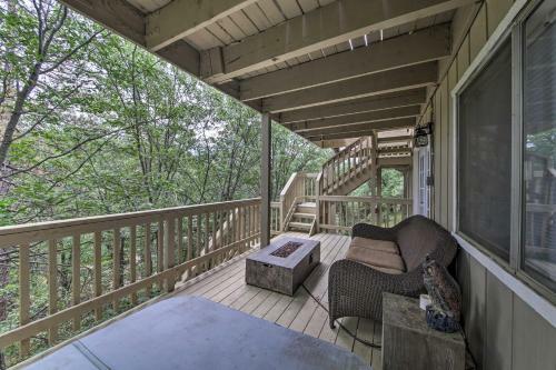 Luxury A-frame Living With Loft An Outdoor Escape!