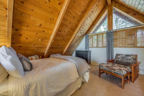 Private Hilltop Retreat