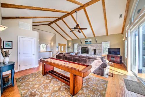 Mountain Gem With Game Room, 5 Mi To Lake Arrowhead!