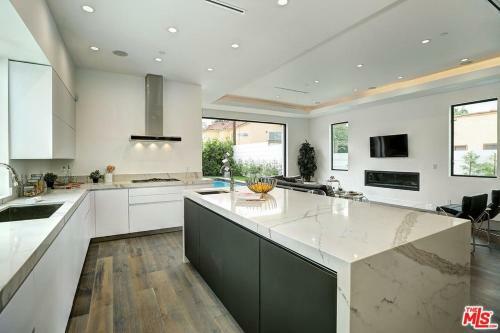 New Colgate Villa