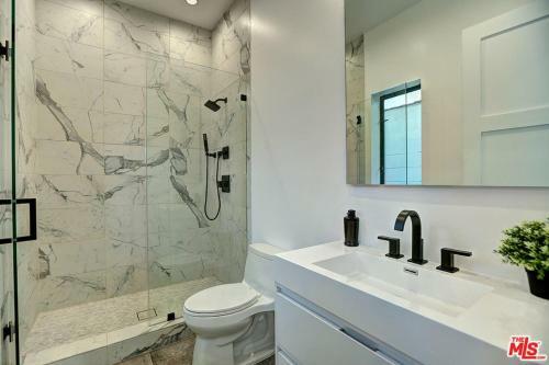 New Colgate Villa