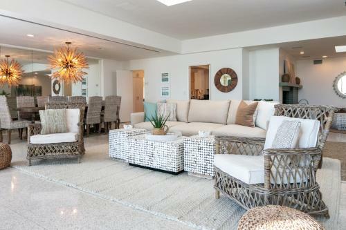 New Listing! Palatial Beachfront Estate With Casita Home