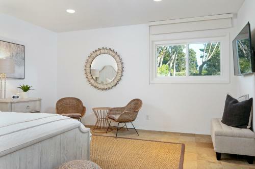 New Listing! Palatial Beachfront Estate With Casita Home