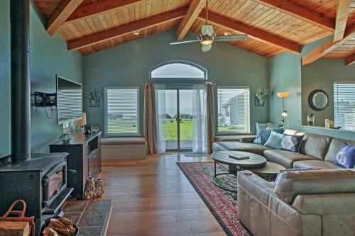 Irish Beach Home With Rooftop Hot Tub And Ocean Views!