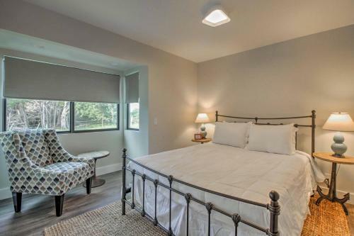 Luxe Manchester Home With Hot Tub And Partial Sea View!