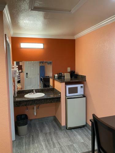 Budget Motel