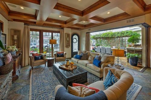 Luxury Newport Beach Getaway - 1 Block From Shore!