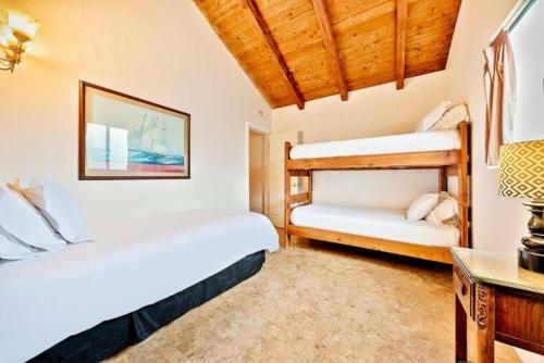 Nb-124b - Newport Beachhouse Upper Unit