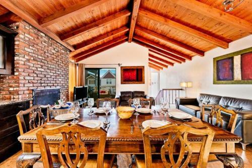 Nb-124b - Newport Beachhouse Upper Unit