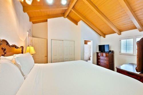Nb-124b - Newport Beachhouse Upper Unit