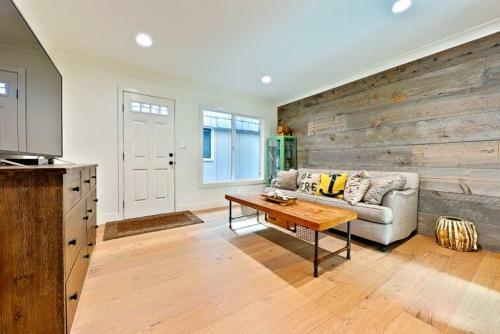 Nb-312a - Newport Beach Chic