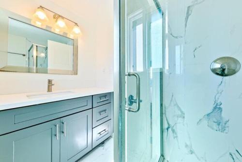 Nb-312a - Newport Beach Chic