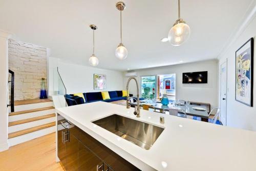 Nb-312a - Newport Beach Chic
