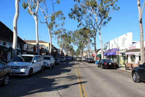 201 Amethyst Avenue