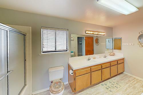 New Listing! Oceano Getaway - Walk To Beach! Home