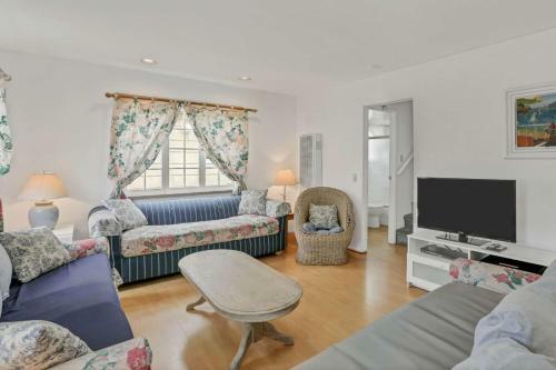1106 Park Avenue