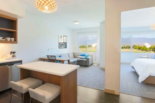 Hotel Element Ontario Rancho Cucamonga