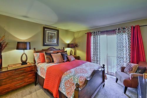 Palm Desert Townhouse With Mtn Views And Pool Access!