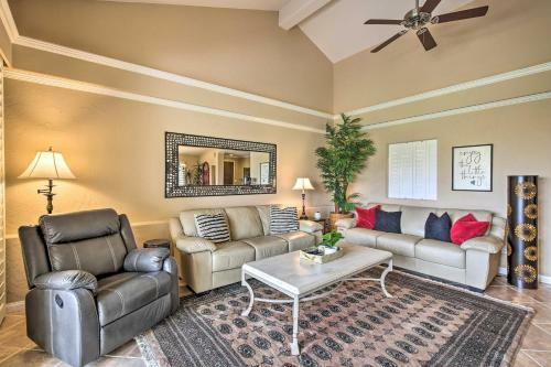 Apartamento Upscale Palm Desert Escape With Patio And Pool!