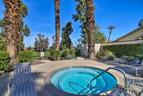 Apartamento Upscale Palm Desert Escape With Patio And Pool!
