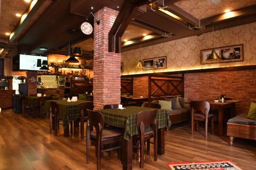 Antika Hotel