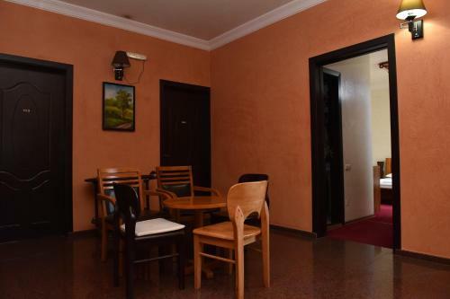 Antika Hotel